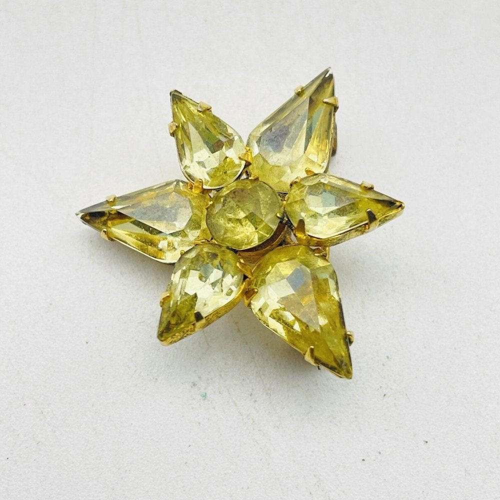 Kramer Yellow Rhinestone Scatter Pin Gold Tone Flower Nature Garden Trees Floral - Picture 2 of 7